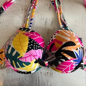 Women’s California Waves Summer Print Biking Top Medium,  NWT